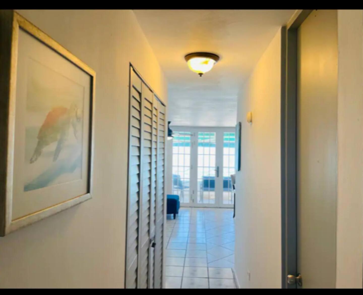 Oceanfront Condo In Лукільо Екстер'єр фото