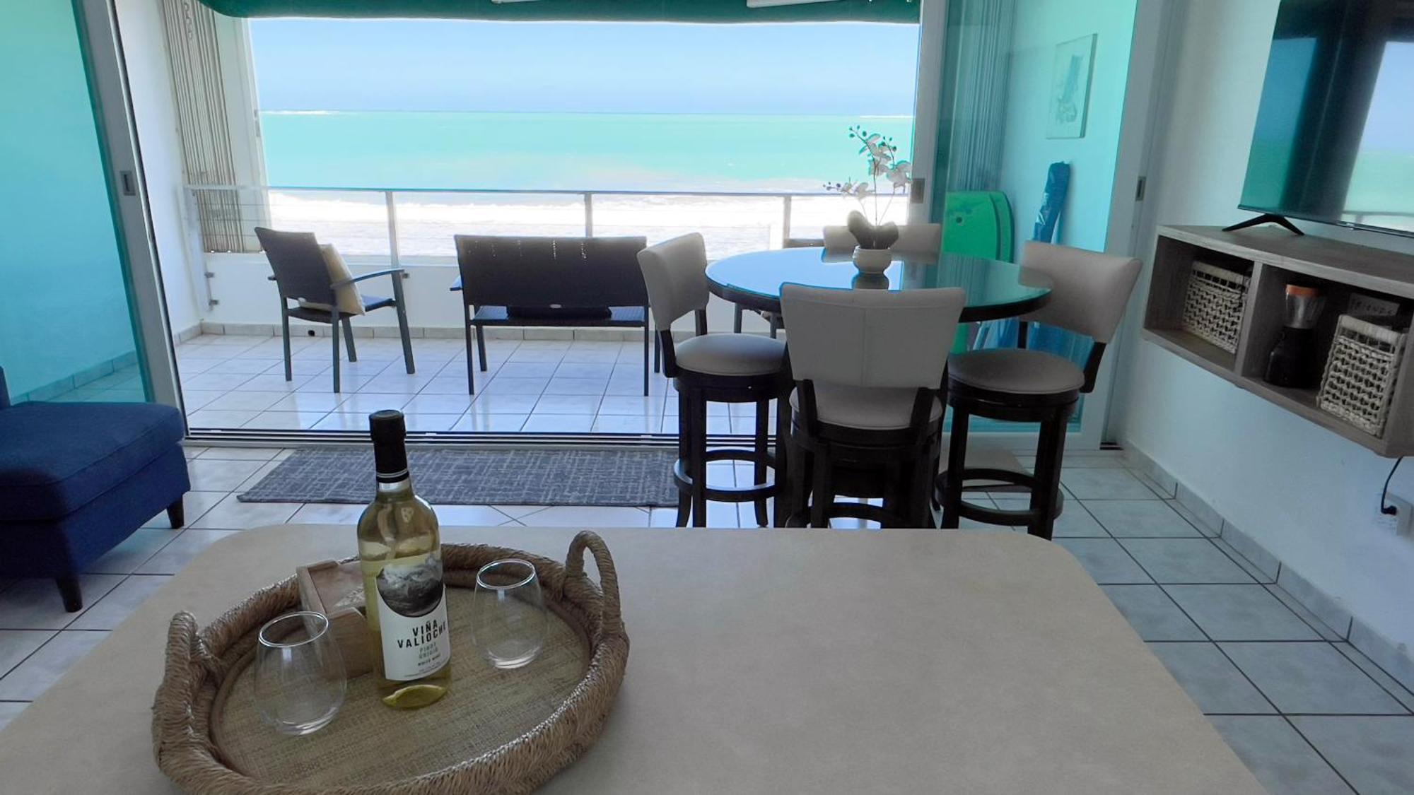 Oceanfront Condo In Лукільо Екстер'єр фото